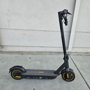Ninebot By Segway Electric Kickscooter Max G30p Foldable Black 