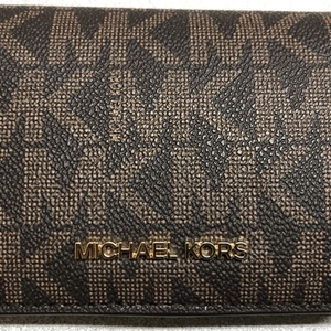 Michael Kors Jet Set Medium Signature Logo Wallet 