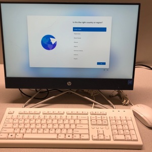 HP All in One 22" 2021 Intel Celeron G5905T 3.30ghz 4gb Ram 256gb SSD