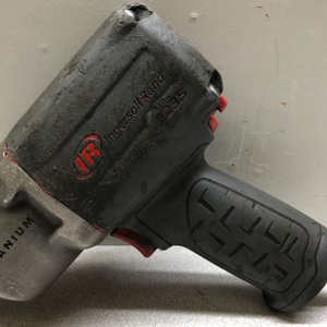 Ingersoll Rand 1/2" Dr. Air Impact Wrench 2235
