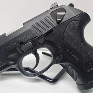Beretta PX4 Storm Compact 9mm Semi-Automatic Pistol w/ 1 Magazine 