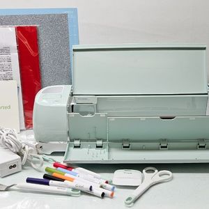 Cricut Explore Air 2 Mint + Bundle Cut over 100 Materials