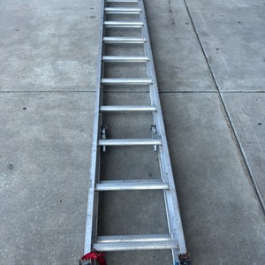 Keller 32' Type I Aluminum Extension Ladder - 250 lb. Max