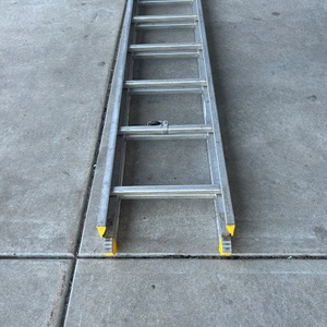 Keller 24' Type II Aluminum Extension Ladder - 225 lb. Max
