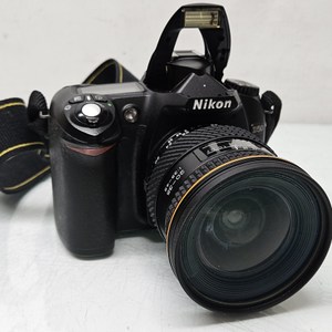 Nikon D50 DSLR 6.1MP Camera Bundle with Tokina 20-33mm Lens, Bag and Batteries