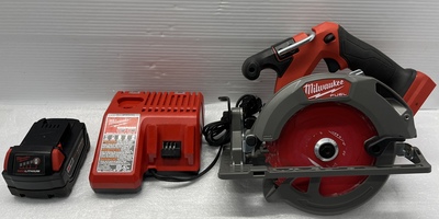 Milwaukee M18 FUEL 18V Lithium-Ion Brushless Cordless 6-1/2 in. Circular Saw  2833-20