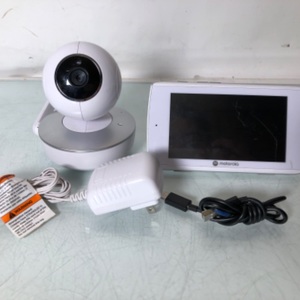 Motorola Nursery VM36XL Non-Wi-Fi Video Baby Monitor with Portable Camera
