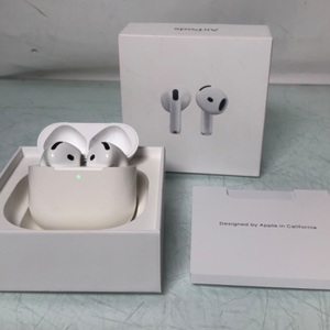 Apple AirPods 4 Wireless Earbuds, Bluetooth Headphones- White MXP63LL/A - USED