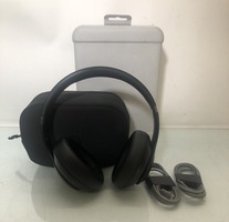 Beats Studio Pro Bluetooth Headphones Black With Case