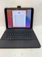 Apple iPad Pro Ist Gen With Keyboard case Mqdt2ll/A no Charger