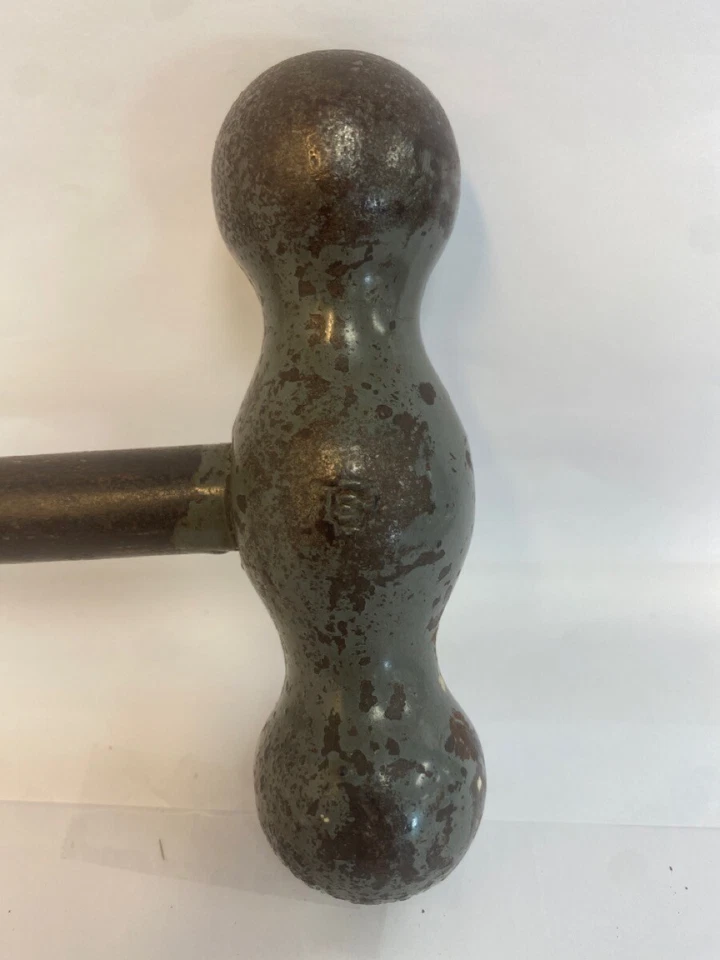 Saunders Vintage Pipe Cutter Tool No. 12 Cast Iron 1/8" to 2"