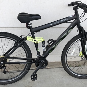 Genesis InclineMountain Bike, 29" Wheels, Adults Ages 14+ Years, Black/Yellow