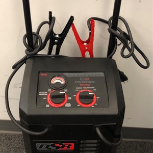 DSR Professional Grade 12 and 24 Volt, 200 Amp Manual Wheeled Battery Charger 