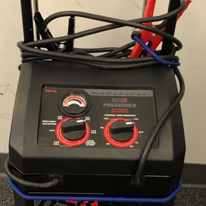 DSR Professional Grade 12 and 24 Volt, 200 Amp Manual Wheeled Battery Charger 