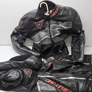 Men's Dainese Leather Racing Suit 2 Pieces Black Size 46 EU
