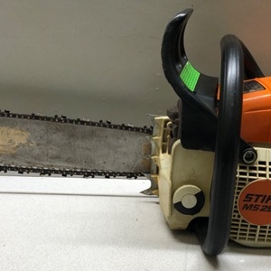 Stihl MS 290 Farm Boss 56.5CC 20" Gas Powered Chainsaw