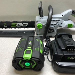 EGO POWER+ 56-volt 16-in Battery 2.5 Ah Chainsaw Battery & Charger CS1600
