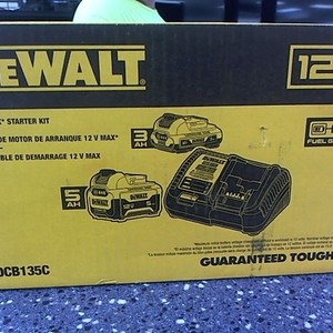 Dewalt dcb135c