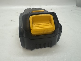 Dewalt Battery - DCB200