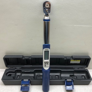 Quinn 3/8 in. Drive, 5 to 100 ft-lb Digital Angle Torque Wrench