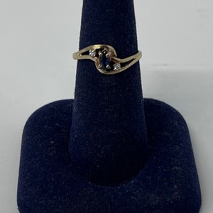Ladies 10k Yellow Gold Diamond & Stone Ring .88DWT Size 6.5