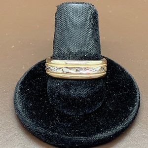  14kt 2 Tone Gold Wedding Band Size 7 3.8dwt