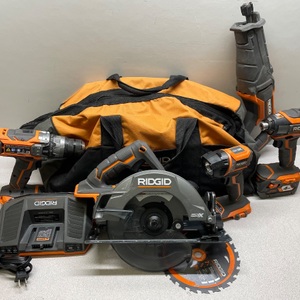 Ridgid 18V Cordless 5-Tool Combo Kit with (1) 4.0Ah Battery, Charger, & Tool Bag