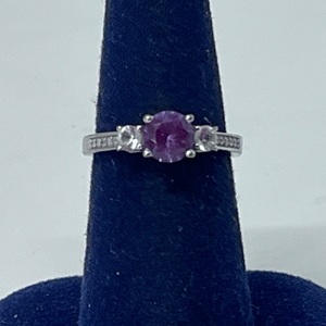 Ladies Yellow Gold 10kt Birthstone Ring 1.31 dwt Size: 6.25