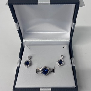 Silver Fashion Ring & Earrings Set 4.53 dwt .925 Size: 6 3/4