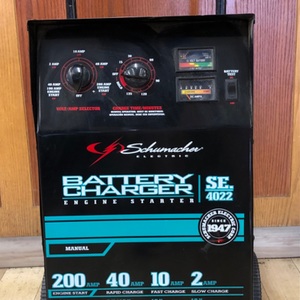 Schumacher SE 4022 Automatic Engine Starter Battery Charger 6/12v 2/10/40/200Amp