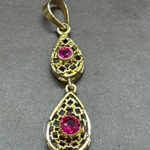  10kt Yellow Gold Fashion Pendant 2 Red Round Stones 