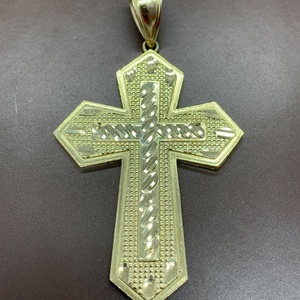  10kt Yellow Gold Cross Pendant 4.40 dwt 