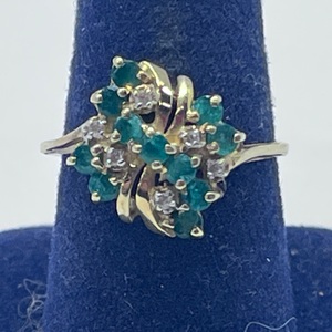 Ladies Yellow Gold 14k Green Diamond Birthstone Ring 1.86dwt Size 8