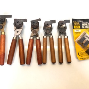 4 Lyman Round Bullet Mold With Handles W/ 3 Mold