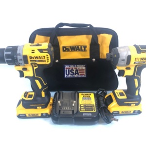 DeWalt 20V MAX Cordless Brushed 2 Tool Compact Drill W carry bag