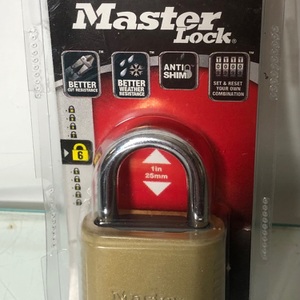 Master lock Resettable Lock 875D