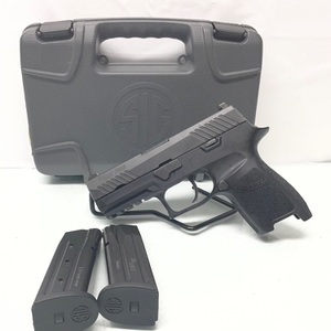 Sig Sauer P320 9mm Semi-Automatic Pistol w/2 15 Round Magazines 