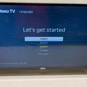 onn 24” Class 720P HD Roku Smart Television 100012590